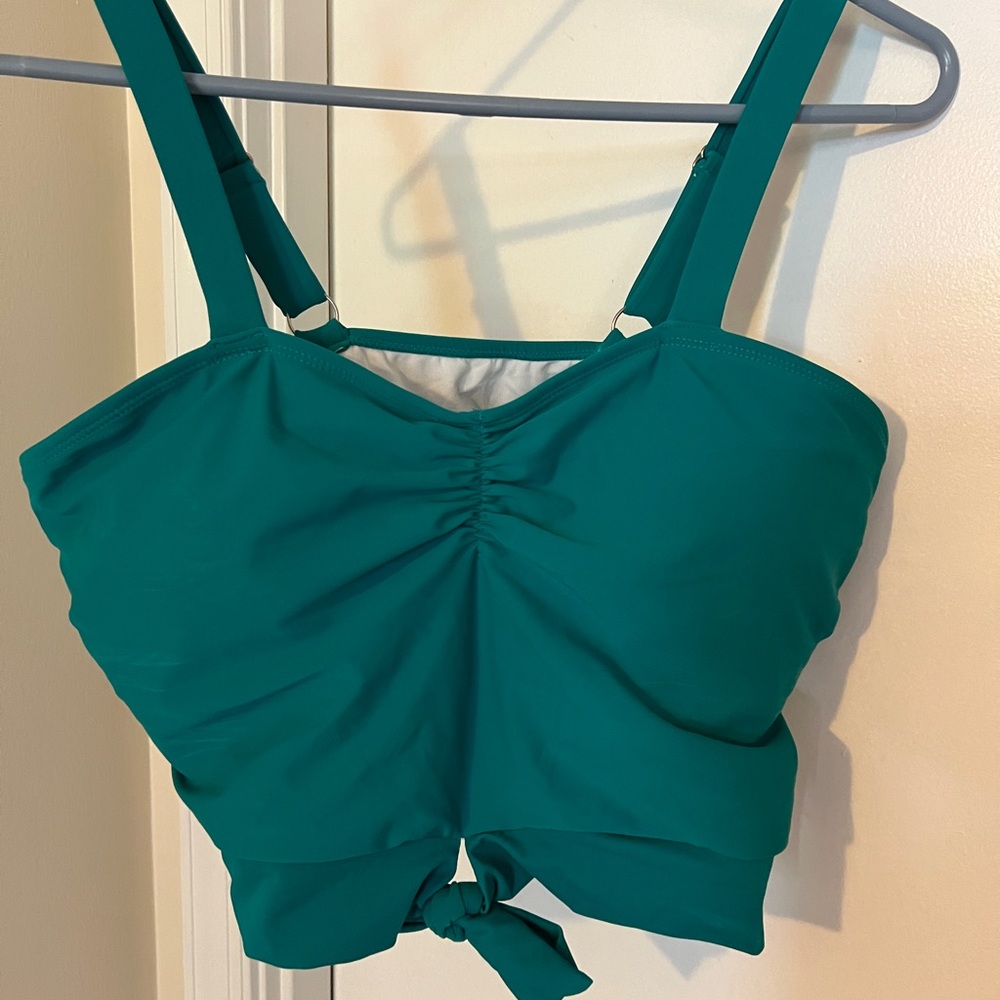 Coral Reef- Teal Ruched Bikini Top with removable pads- never worn